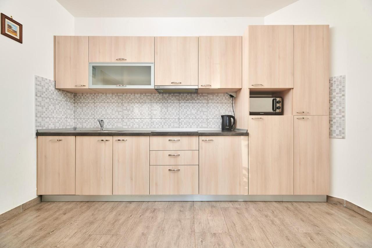Apartments Ferlin ウマグ エクステリア 写真